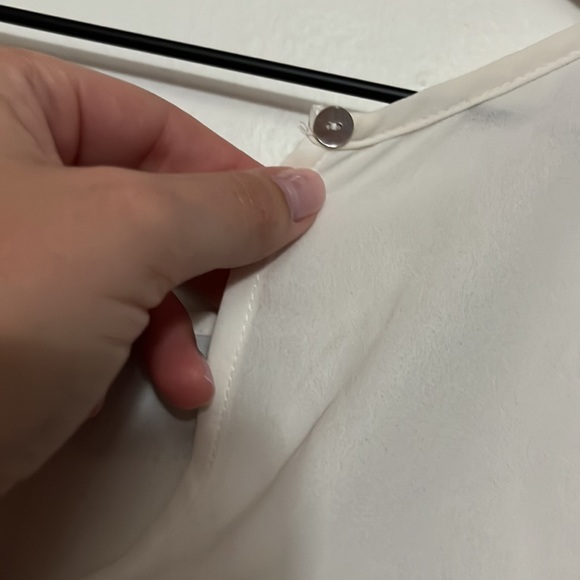 Eyelash lace keyhole chiffon tank - Picture 6 of 6